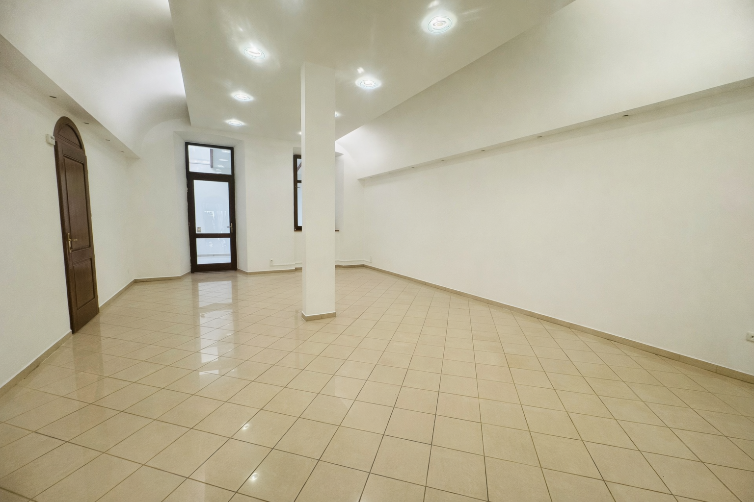 Prémiový obchodný priestor 80 m2 na Mariánskom námestí v Žiline